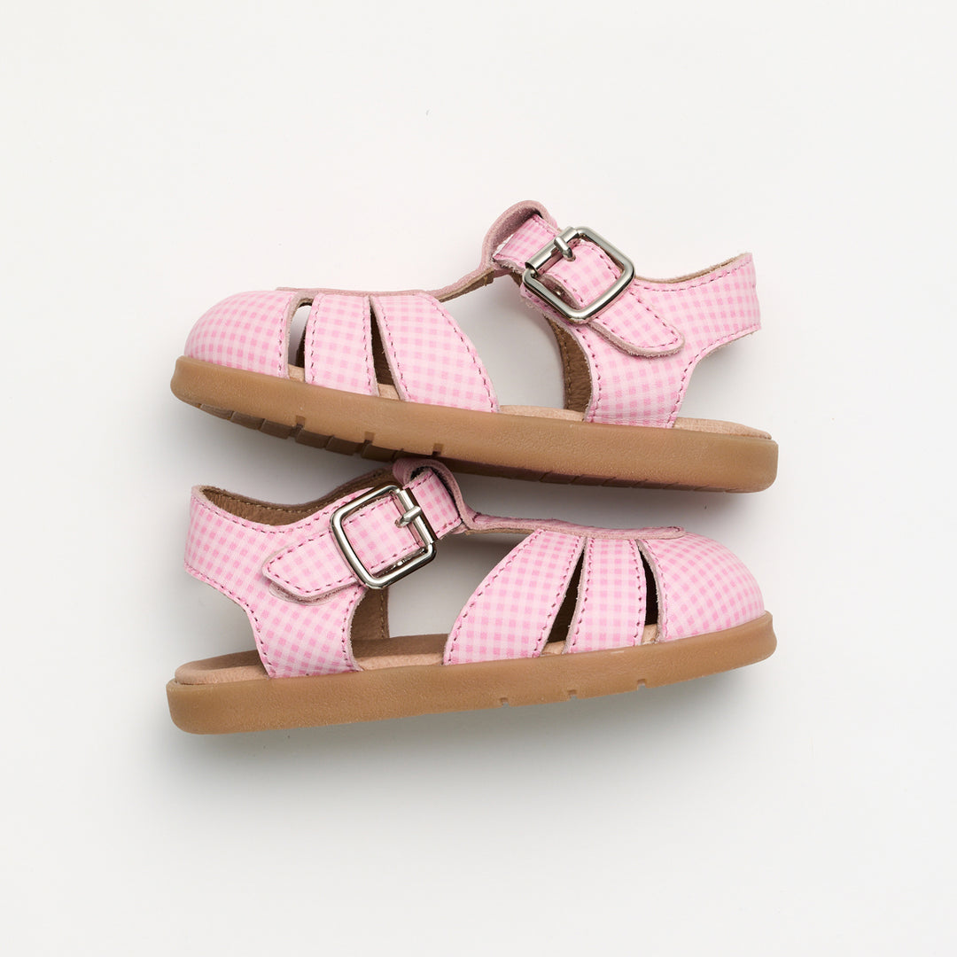 Pretty Brave Millie Candy Picnic