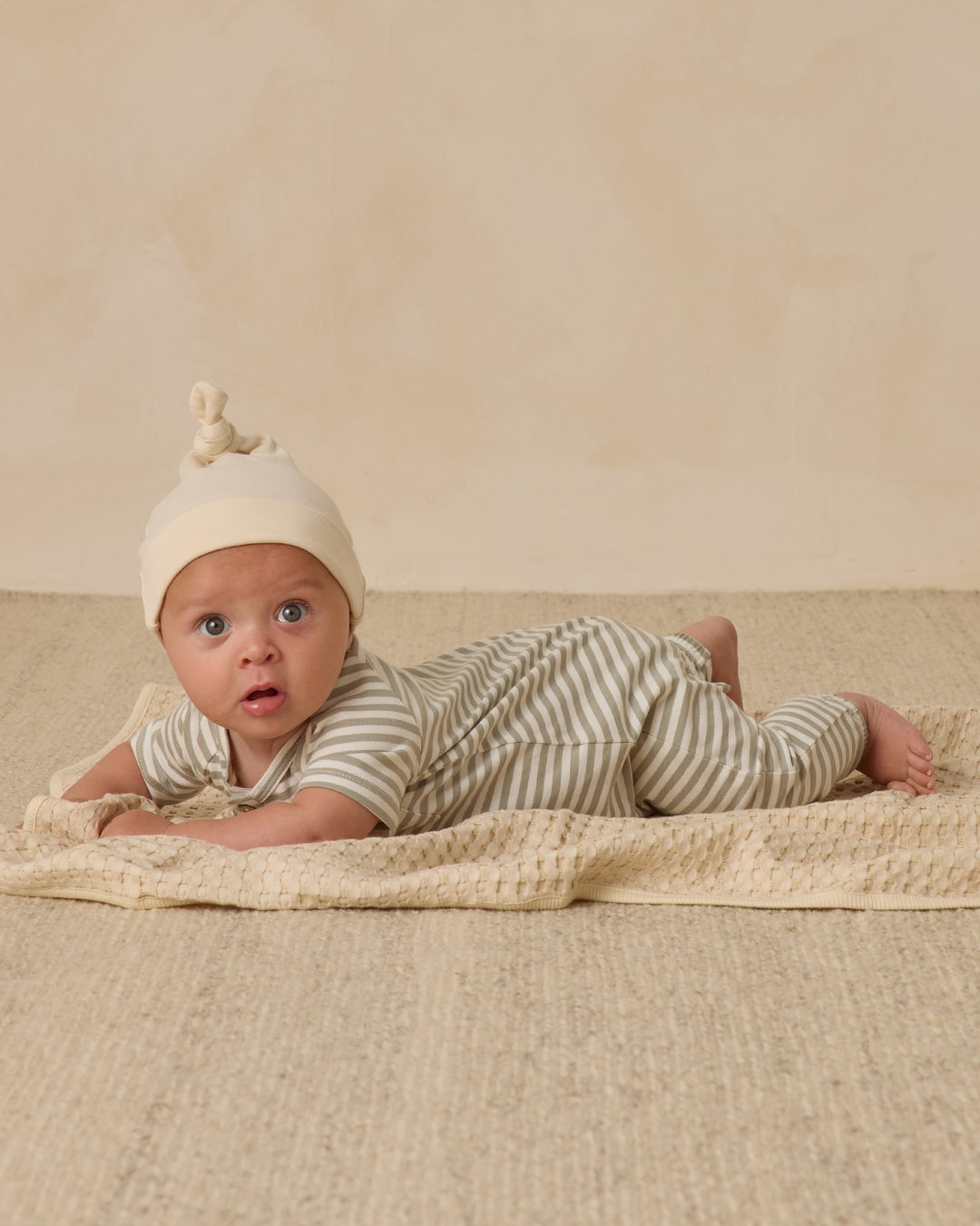 PRE-ORDER Quincy Mae Knotted Baby Hat || Natural