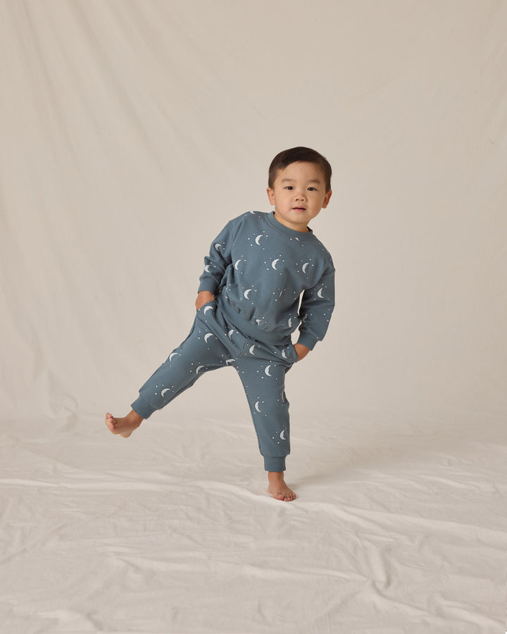 PRE-ORDER Quincy Mae Relaxed Fleece Sweatpant - Silver Moons