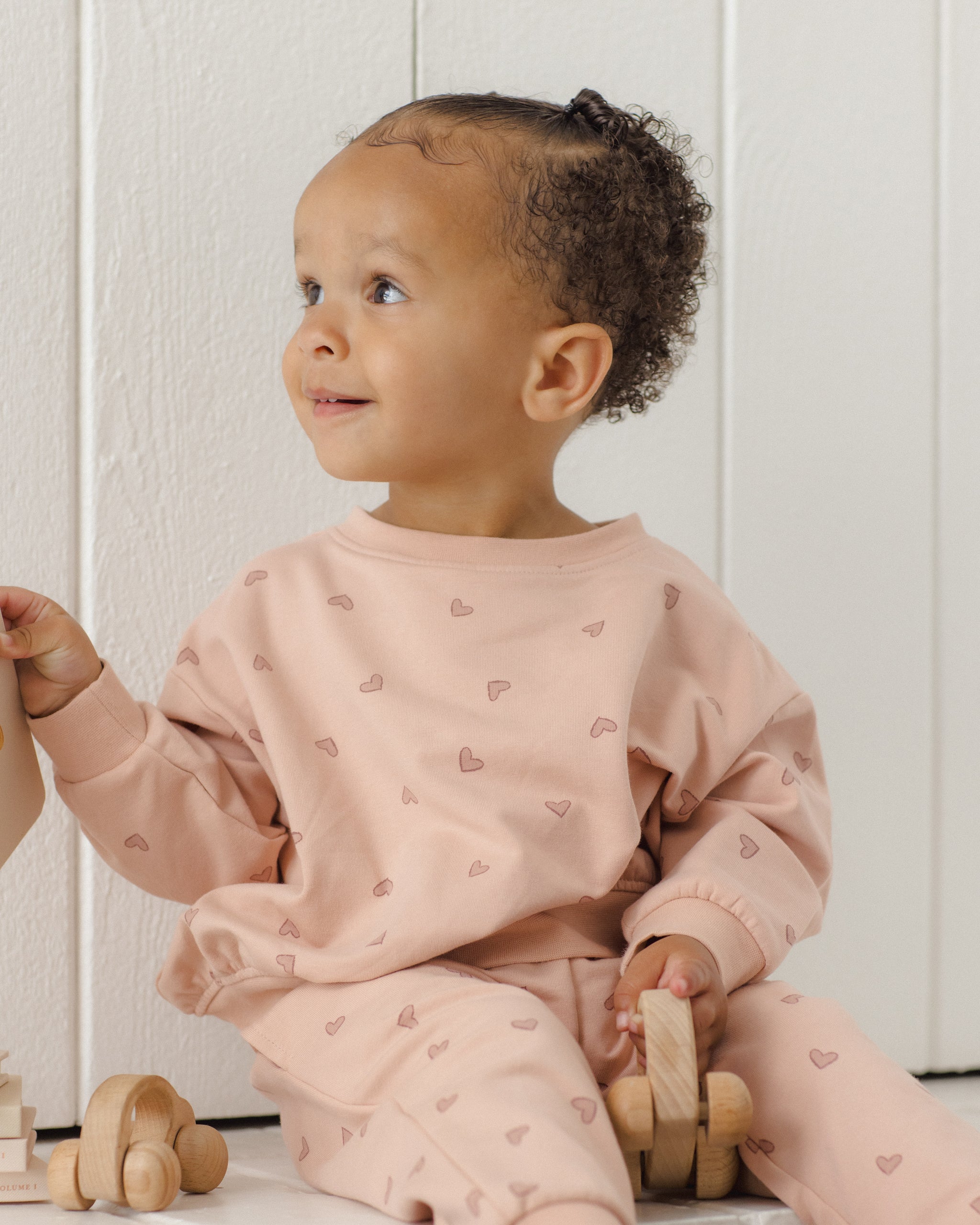 PRE-ORDER - Relaxed Sweatshirt - Hearts