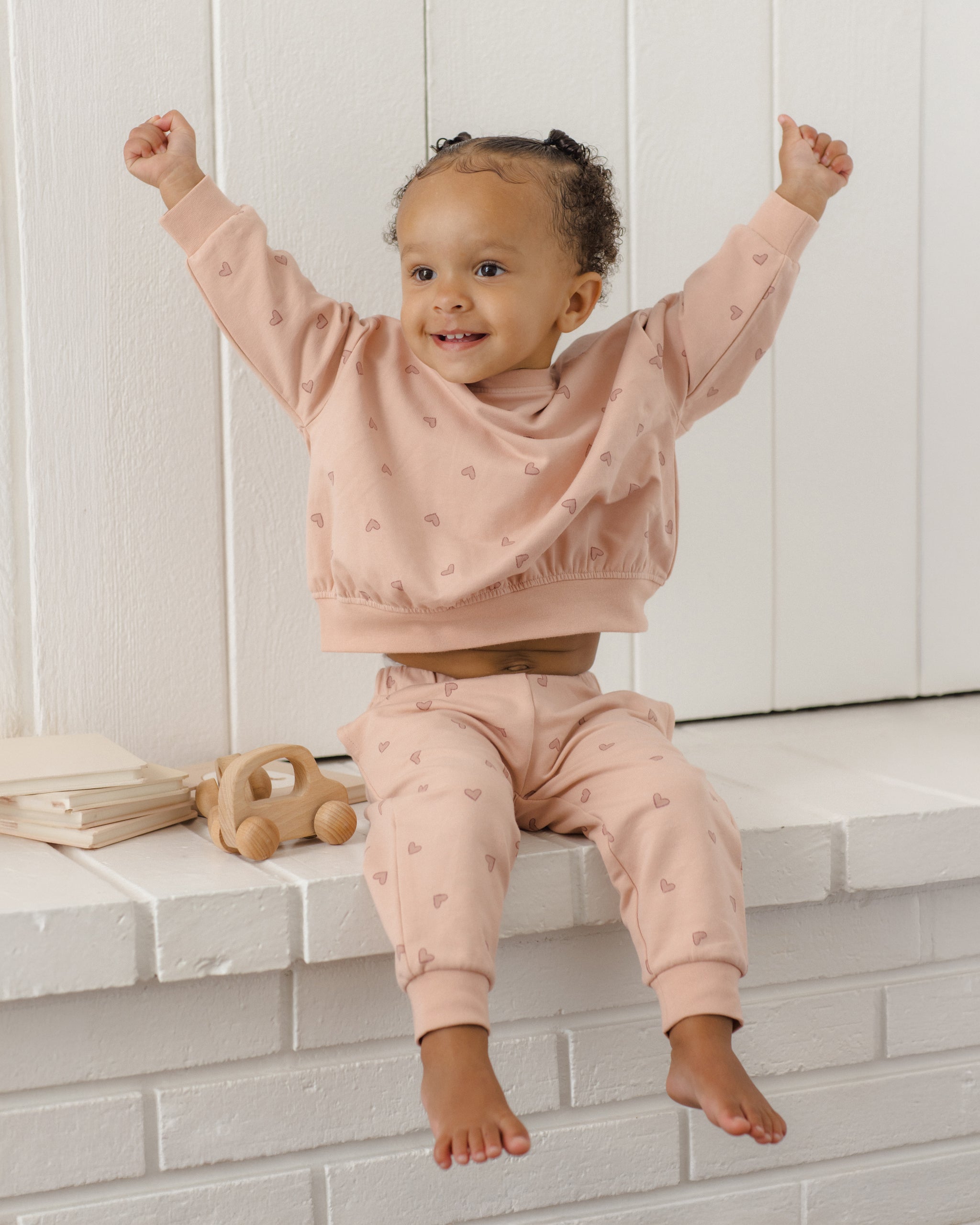 PRE-ORDER - Relaxed Sweatshirt - Hearts