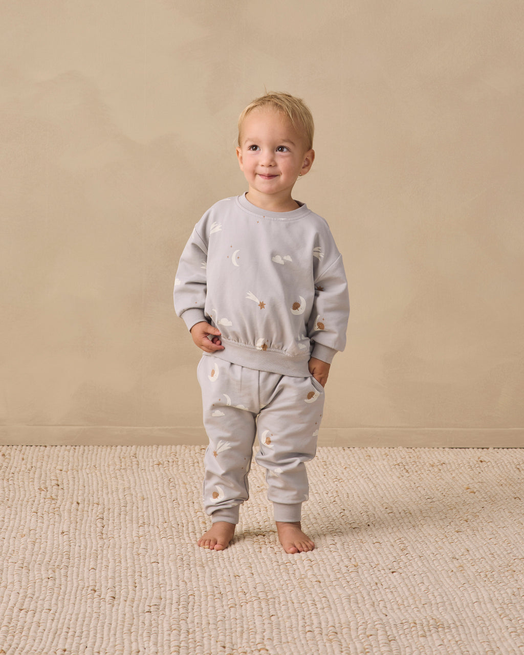 PRE-ORDER - Relaxed Sweatshirt - Sky Friends