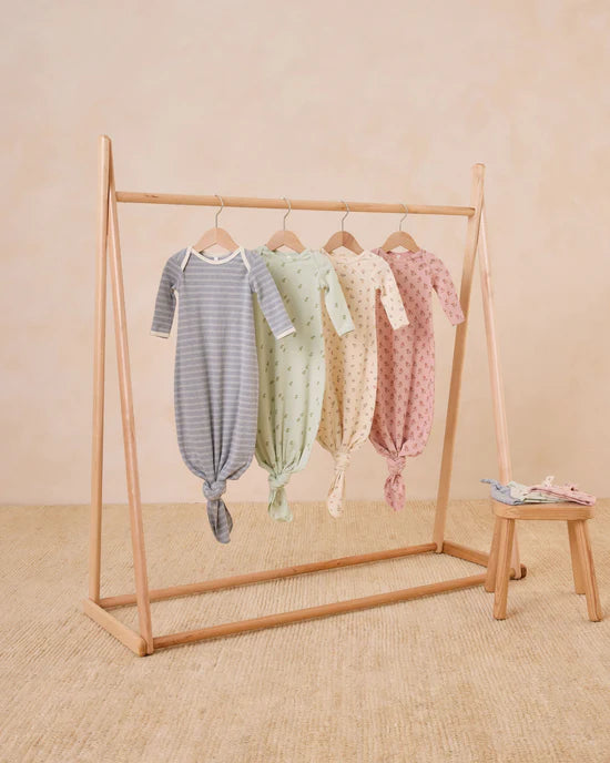Quincy Mae Knotted Baby Gown + Hat Set - Fleur