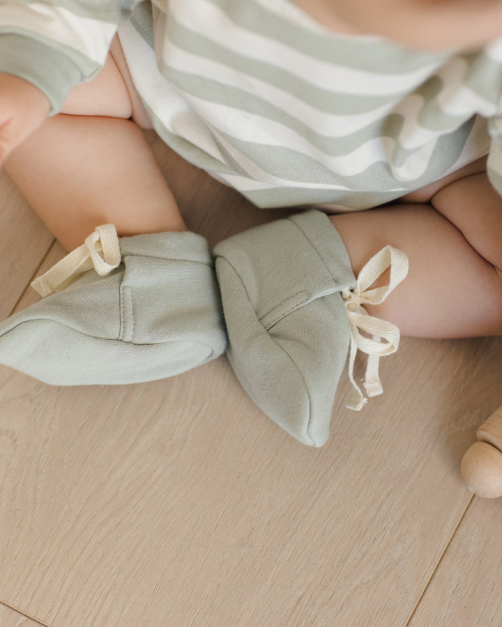 Quincy Mae Baby Booties - Sage