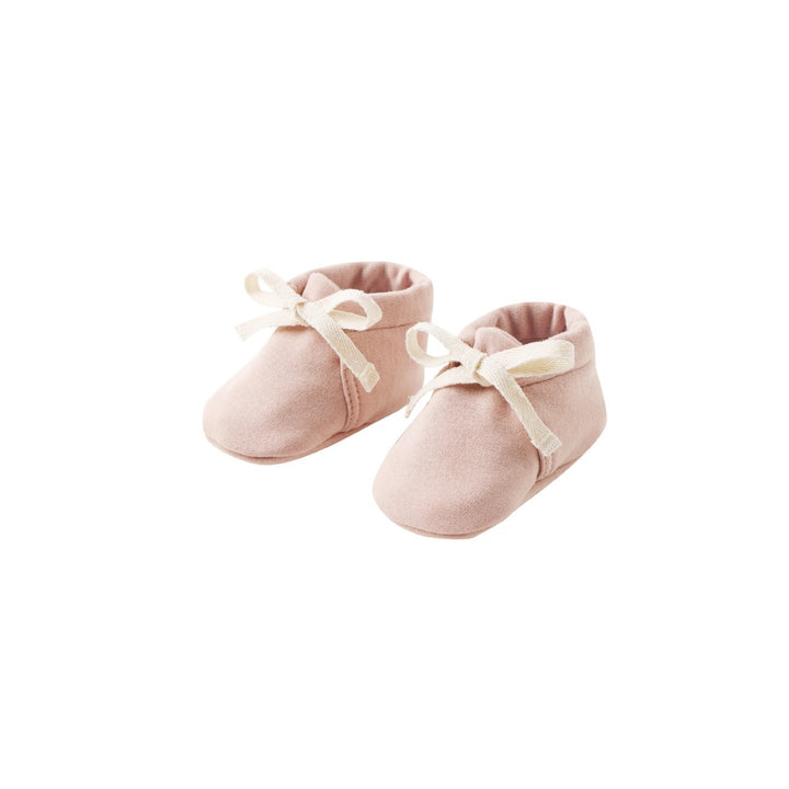 PRE-ORDER Quincy Mae Baby Booties || Rose