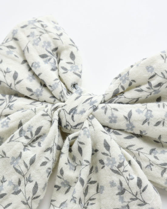 Oversized Bow - Blue Vines