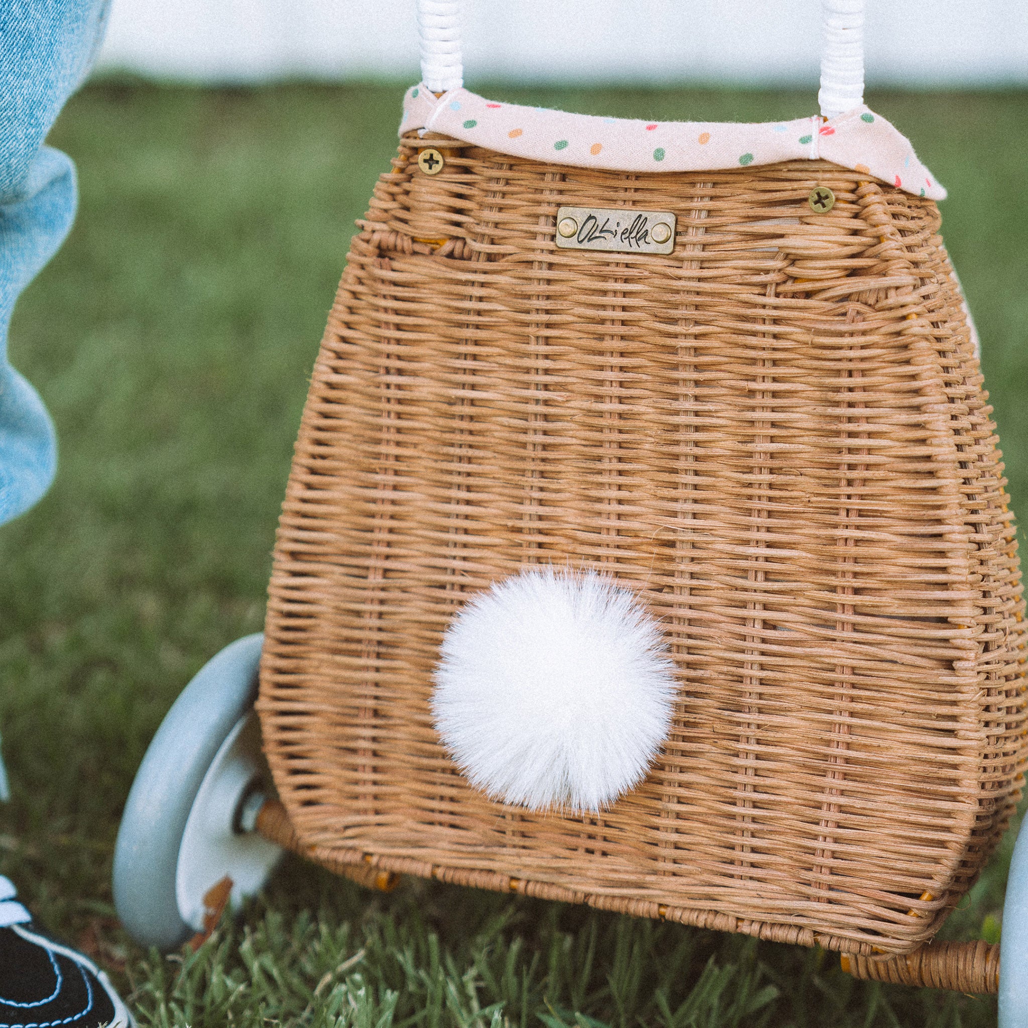Rattan Bunny Luggy with Lining - Gumdrop