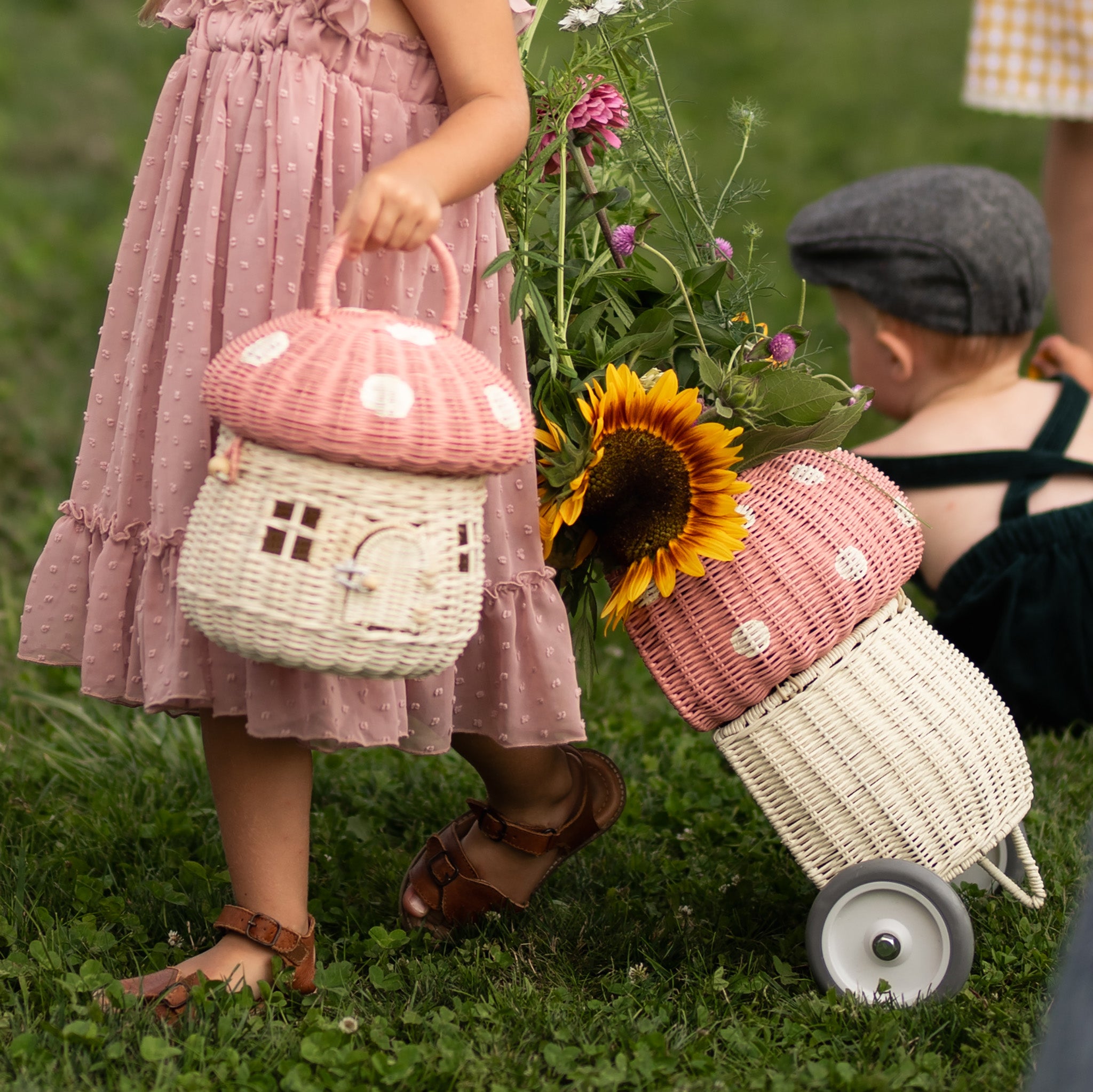 Olli Ella Rattan Mushroom Luggy - Musk