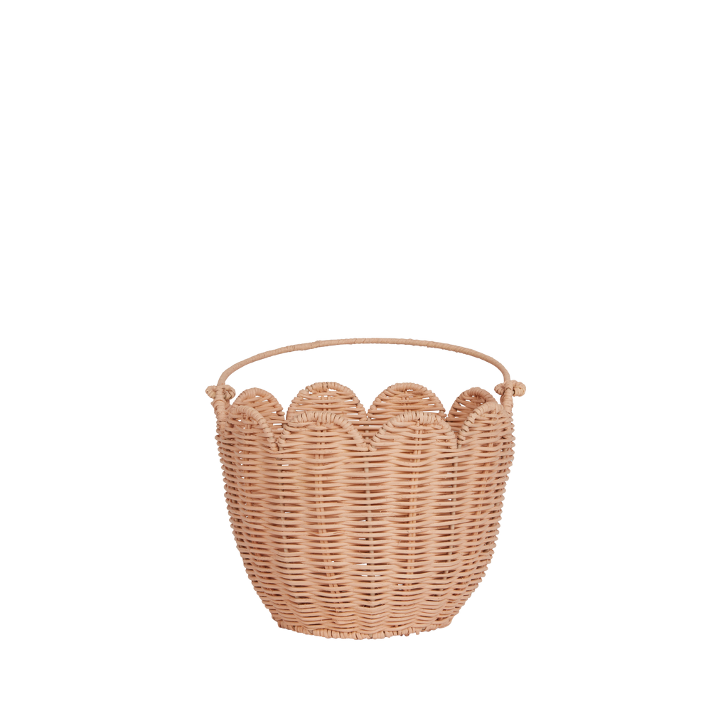 Rattan Tulip Carry Basket - Seashell Pink