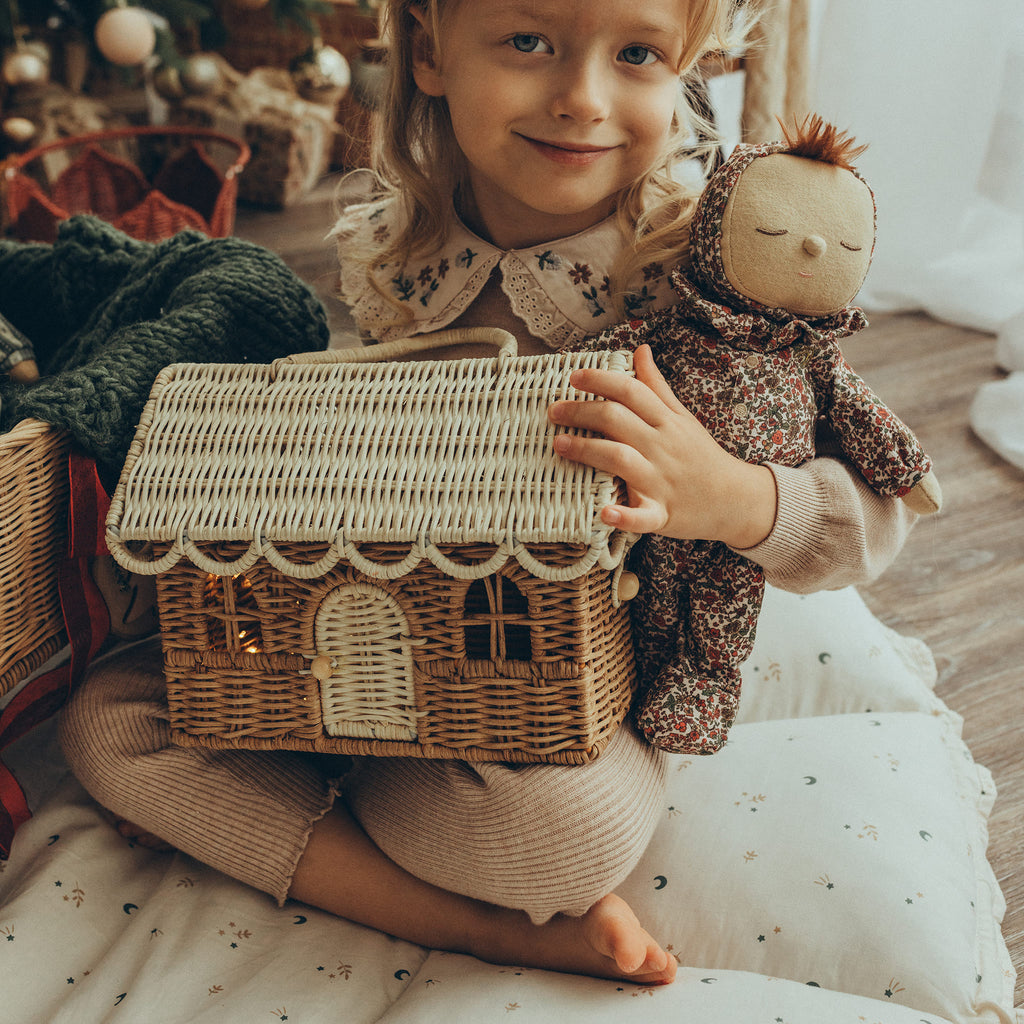 Gingerbread Casa Clutch - Natural/Straw