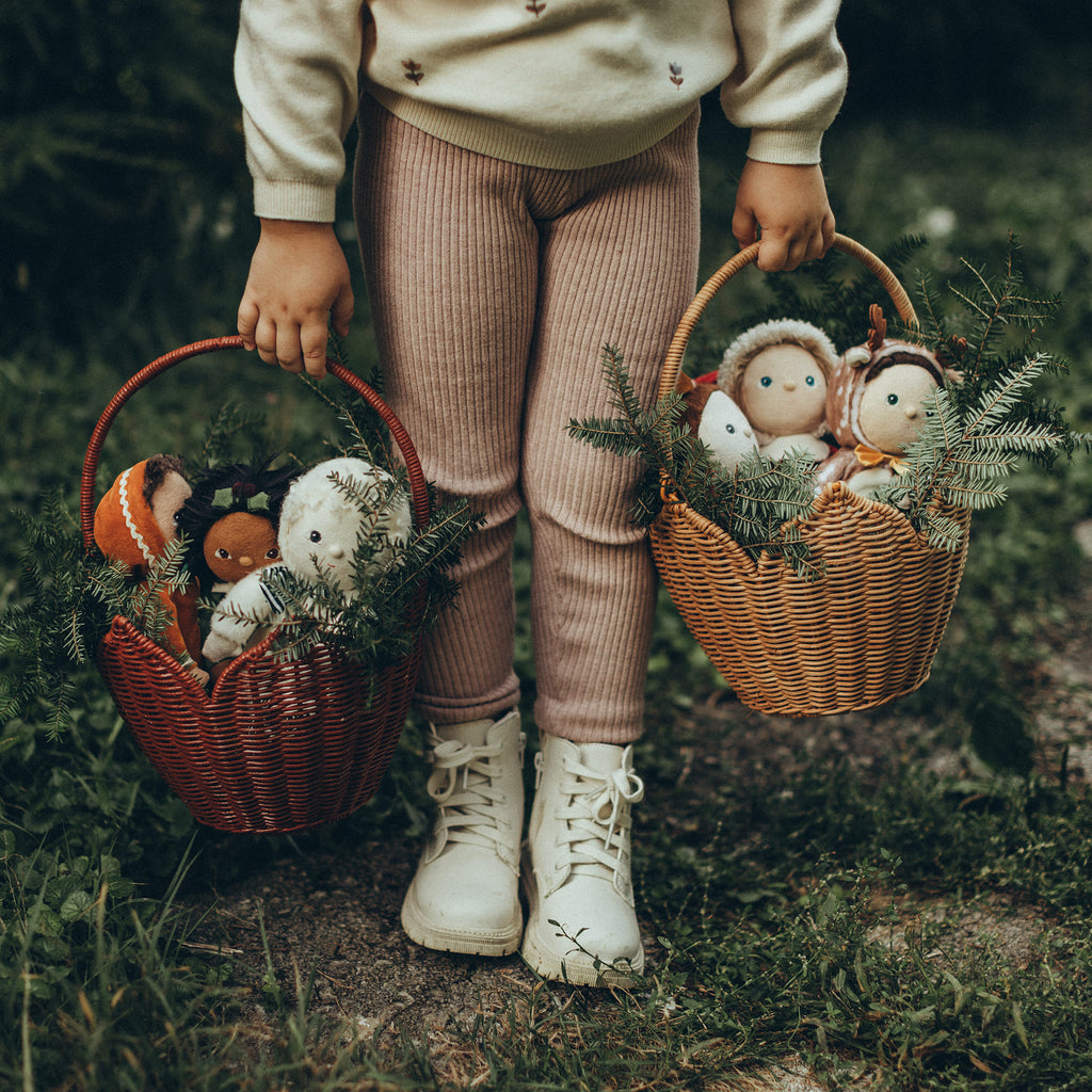 Poinsettia Basket - Natural