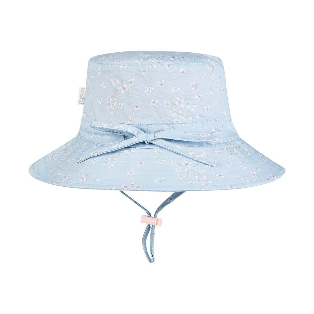 Toshi Sunhat Nina - Dusk