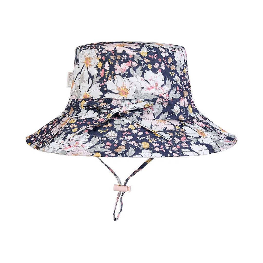 Toshi Sunhat Yasmin - Moonlight