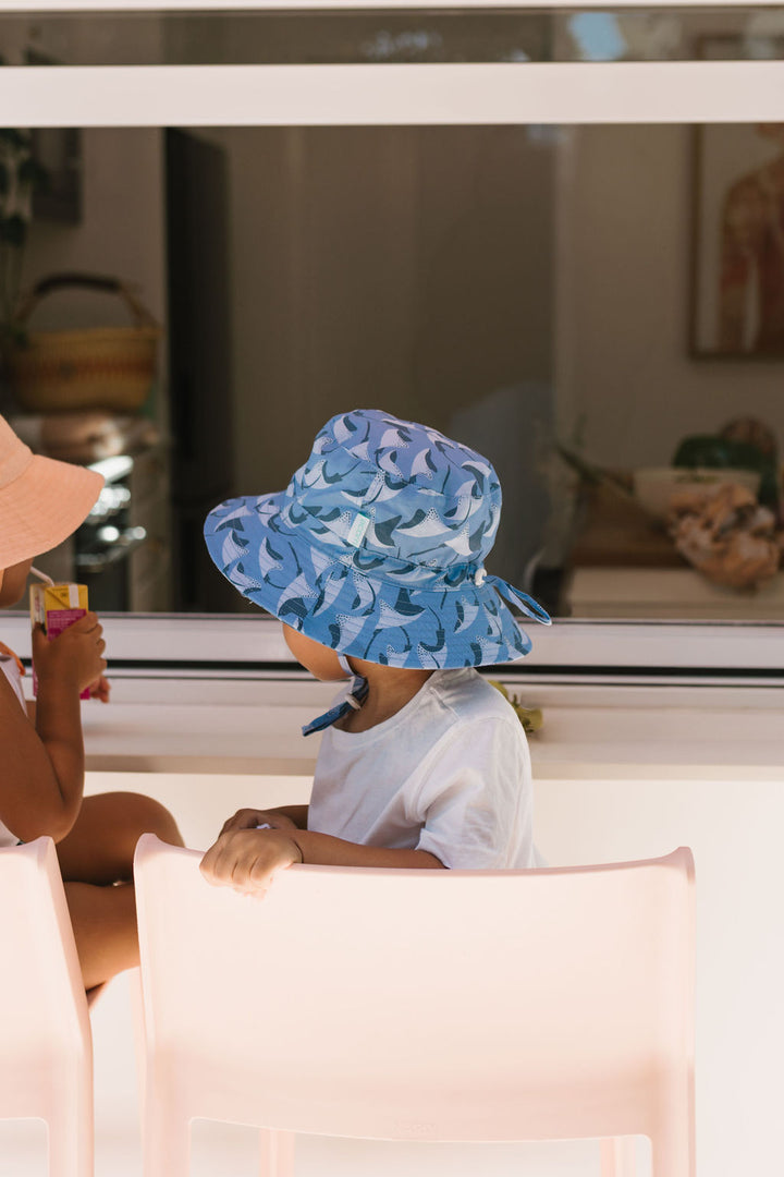 Acorn Stingray Wide Brim Bucket Hat