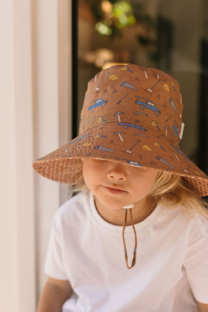Acorn On The Tools Wide Brim Bucket Hat