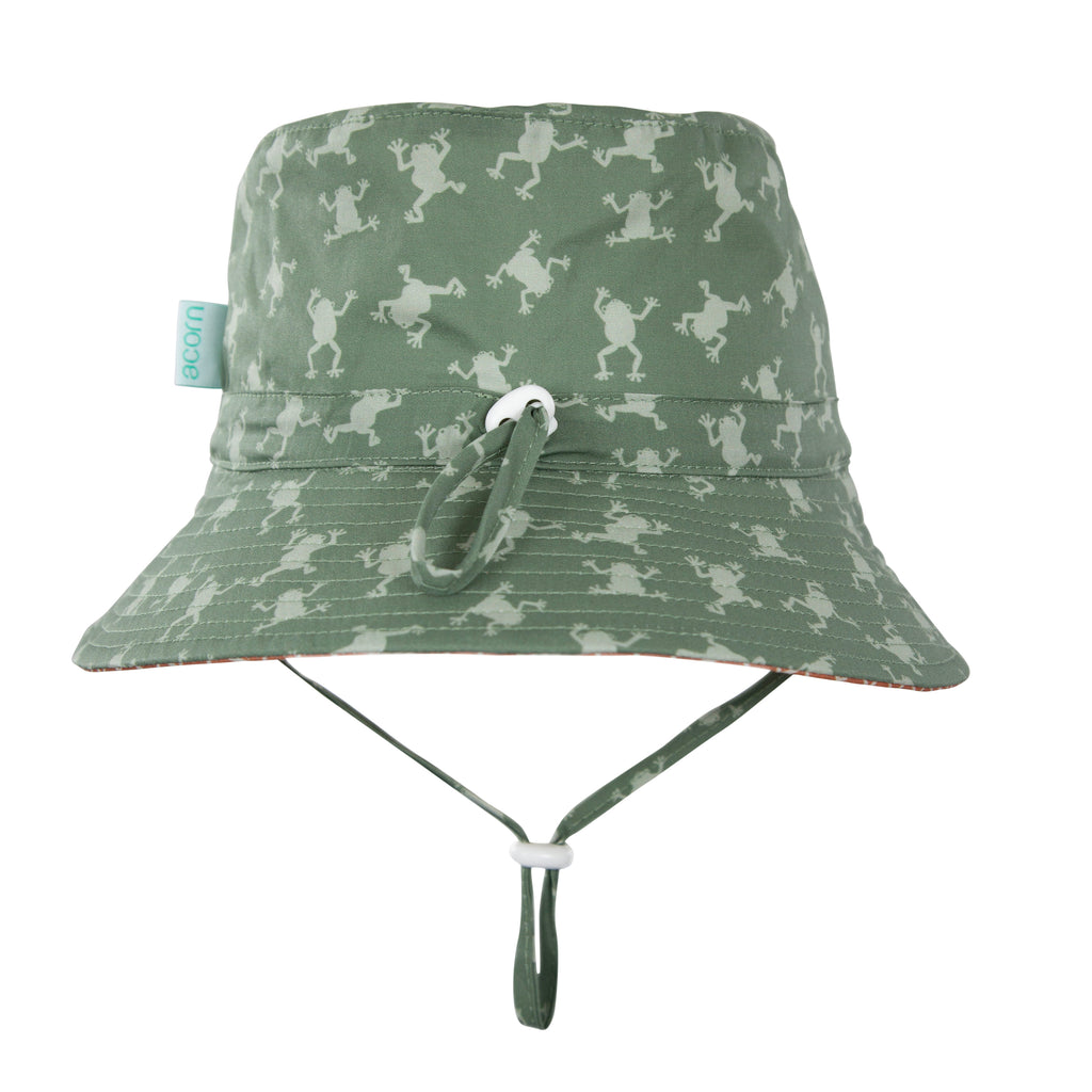 Acorn Frogs Wide Brim Bucket Hat