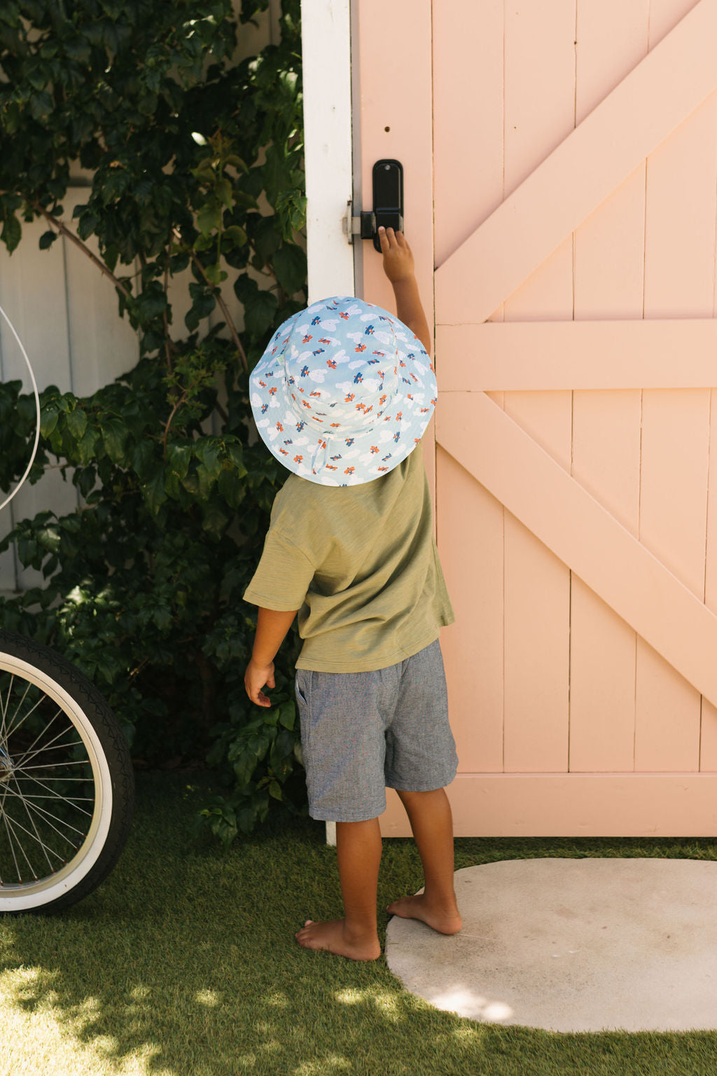 Acorn High Flyers Wide Brim Bucket Hat