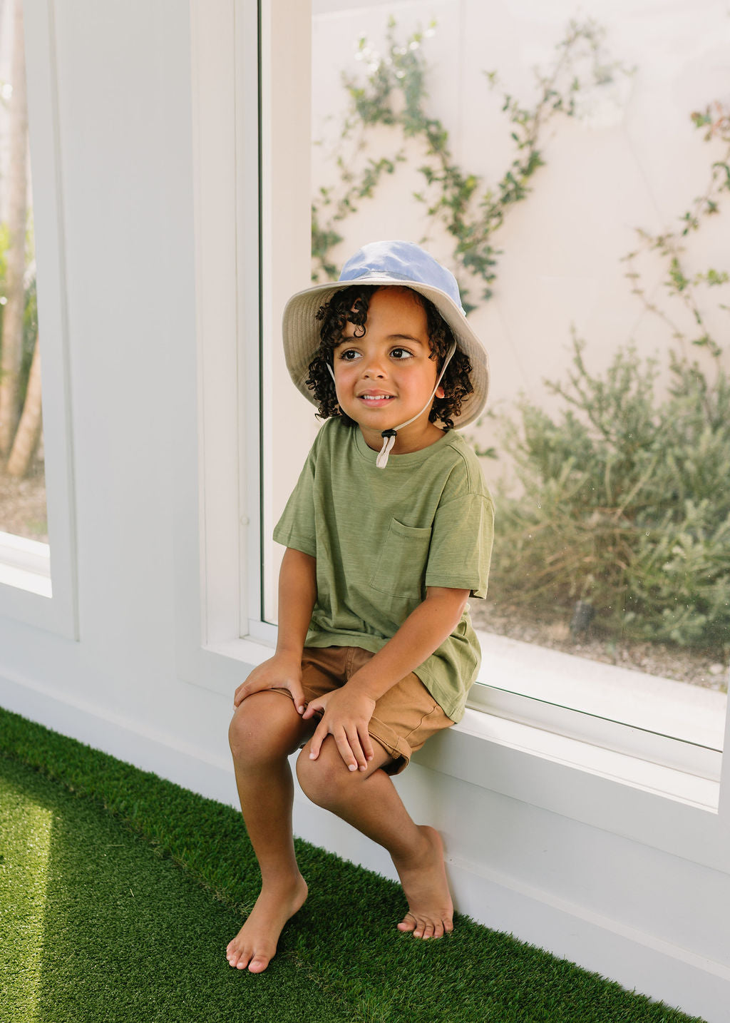 Blue Colour Block Wide Brim Bucket Hat