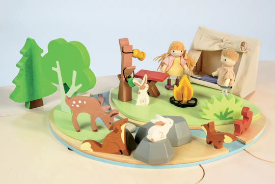 Tenderleaf Wildlife Camping Playset