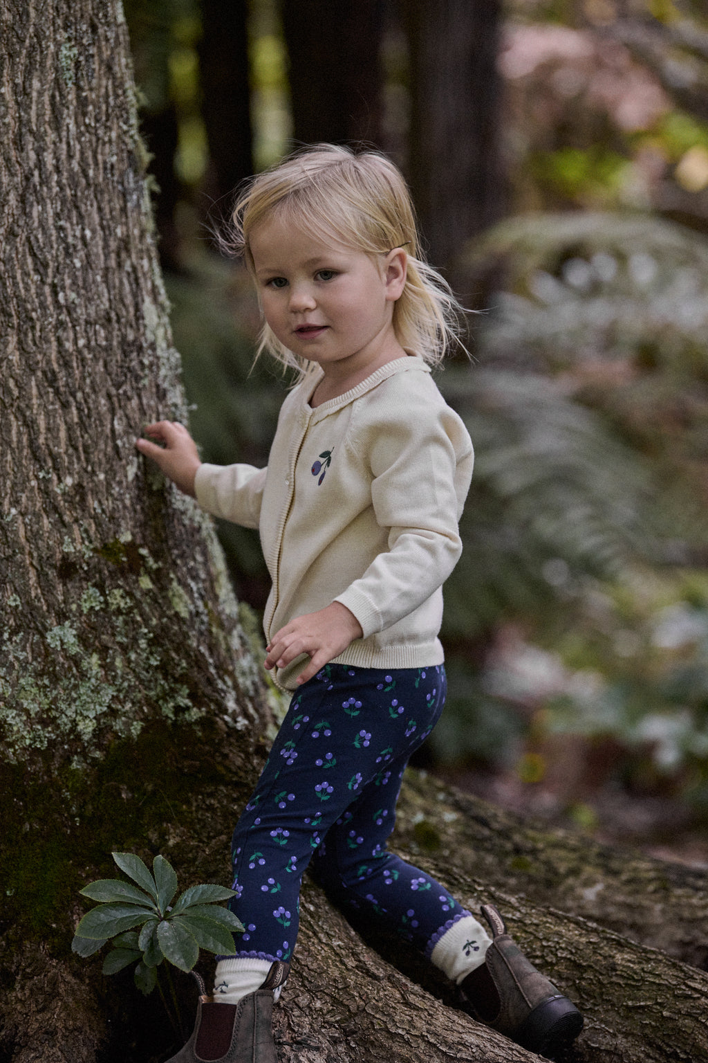 Leggings - Petite Winter Berry Print