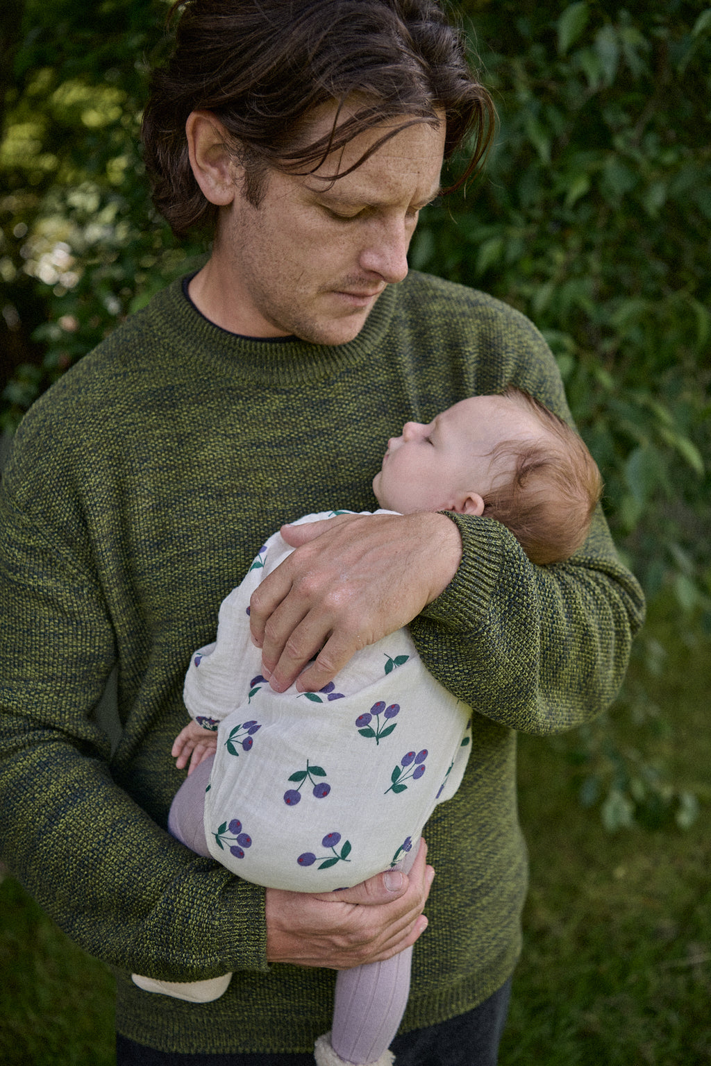 Meadow Bodysuit Muslin - Winter Berry Natural Print