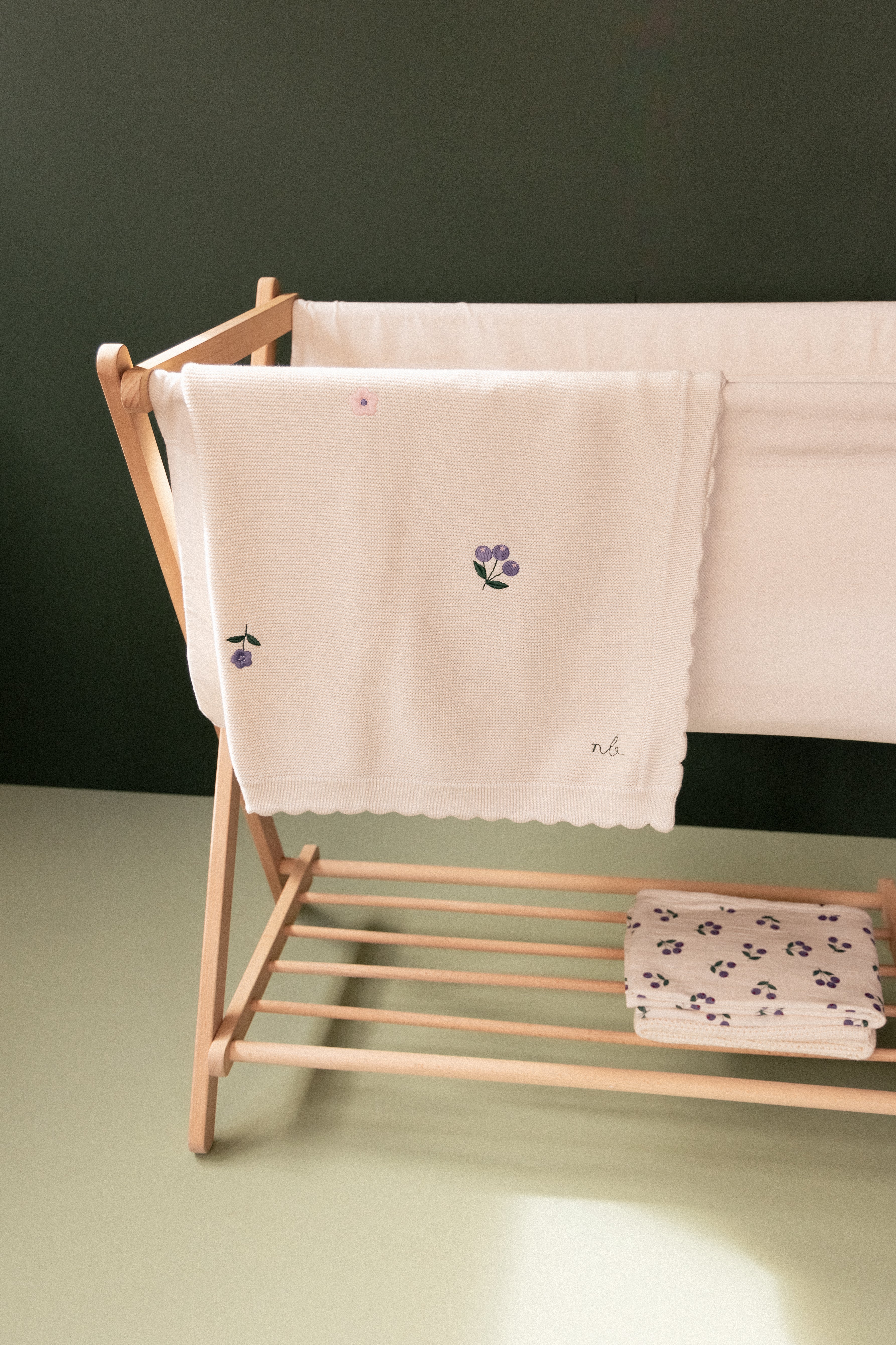 Muslin Wrap - Winter Berry Natural Print