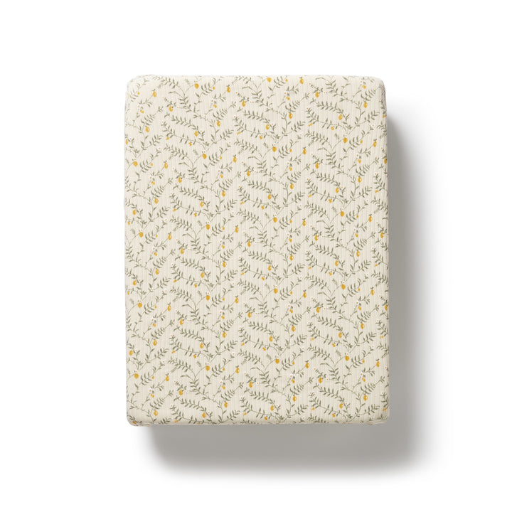 Wilson & Frenchy Organic Bassinet Sheet - Lemon Leaf
