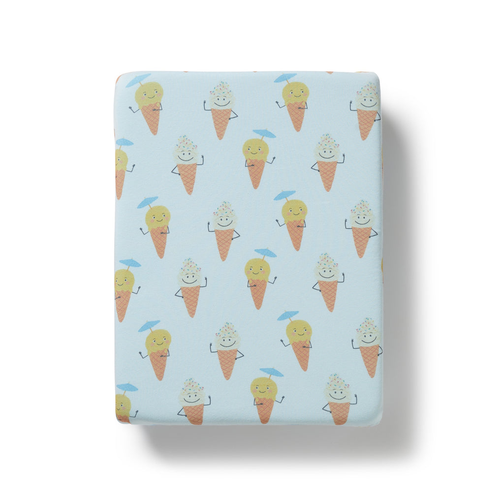 Organic Bassinet Sheet - Frosty Friends