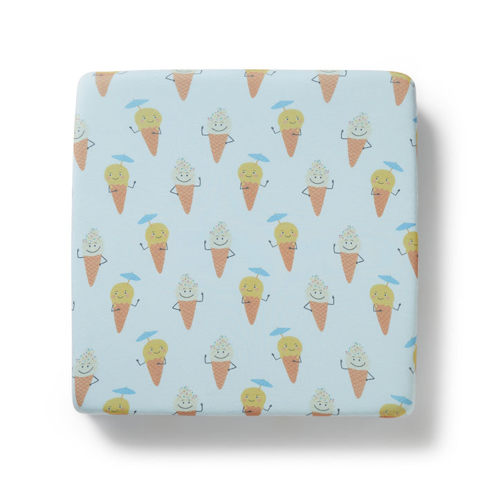 Wilson & Frenchy Organic Cot Sheet - Frosty Friends