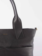 Luxe Estella - Black
