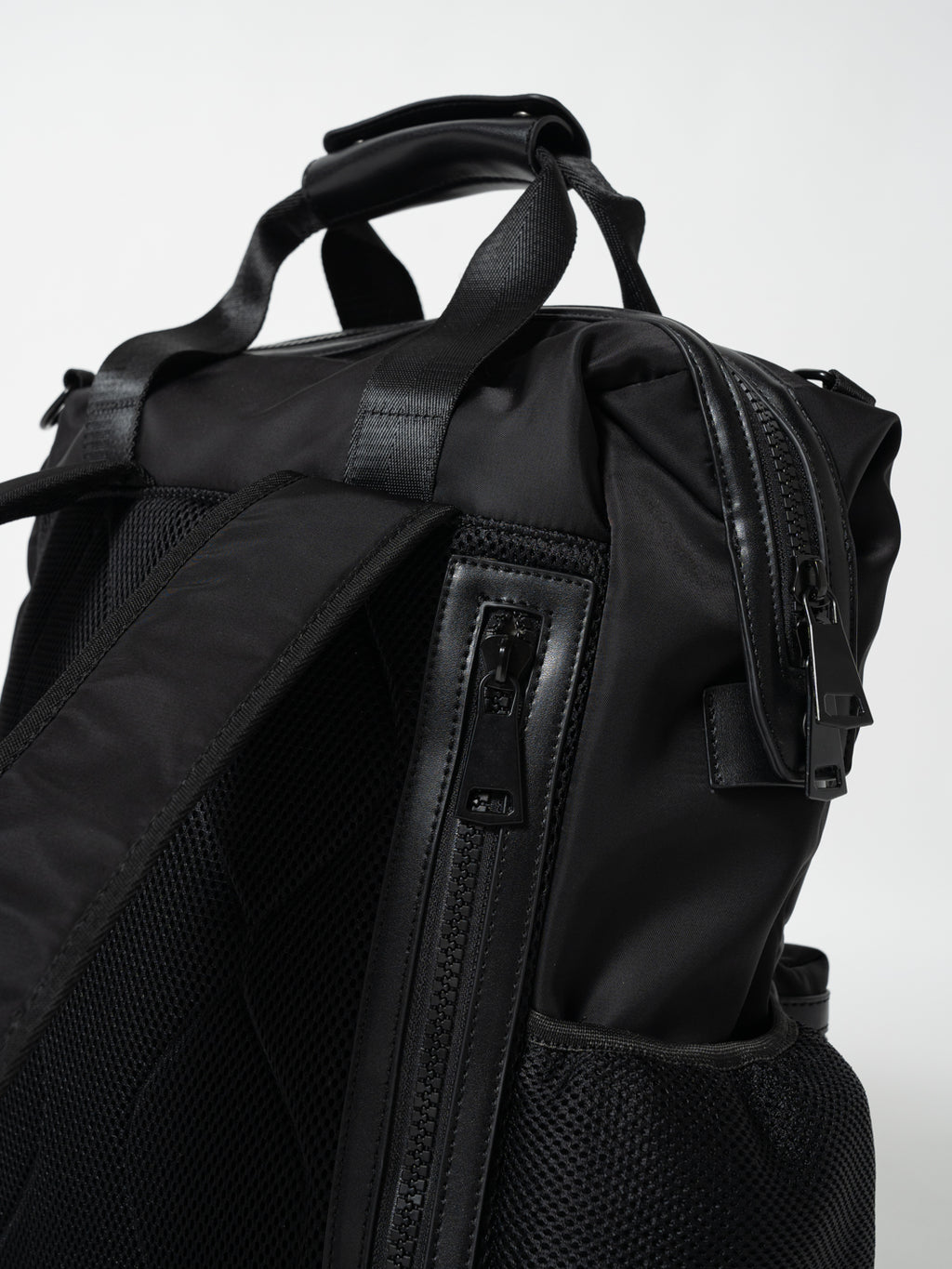 Luca Backpack - Black