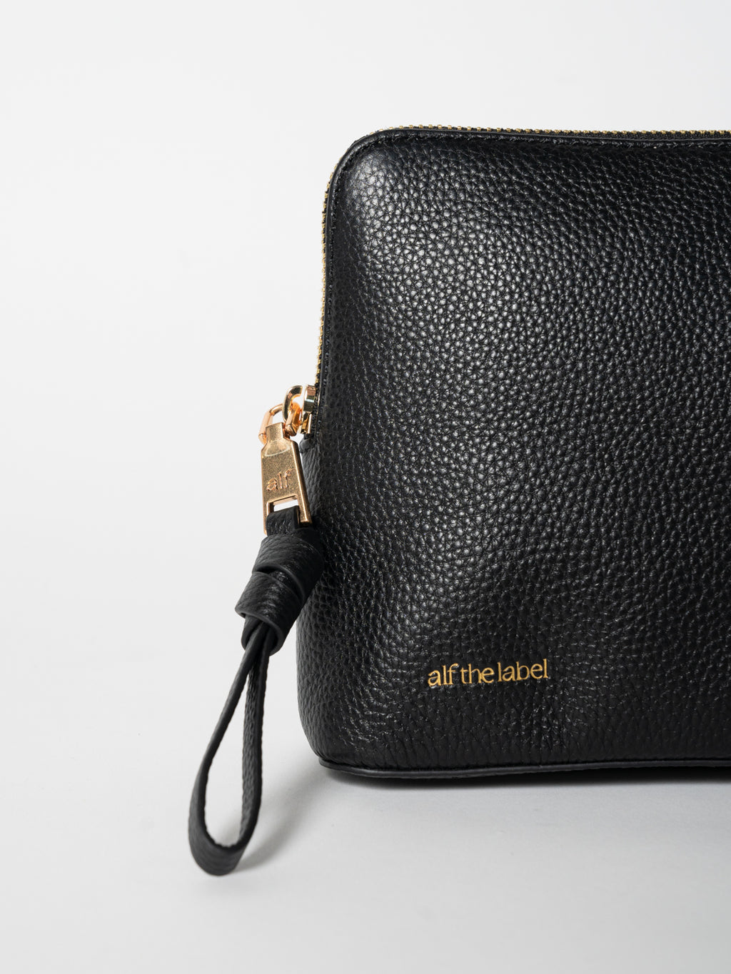 Luxe Medium Pouch - Black