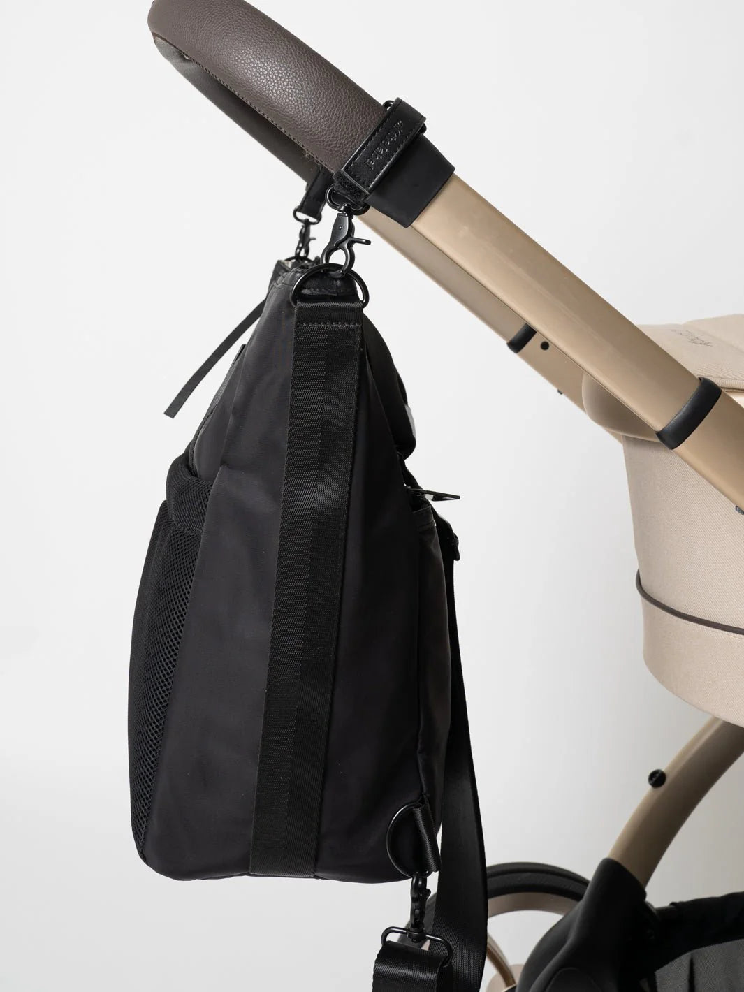 Athletica Pram Straps - Black