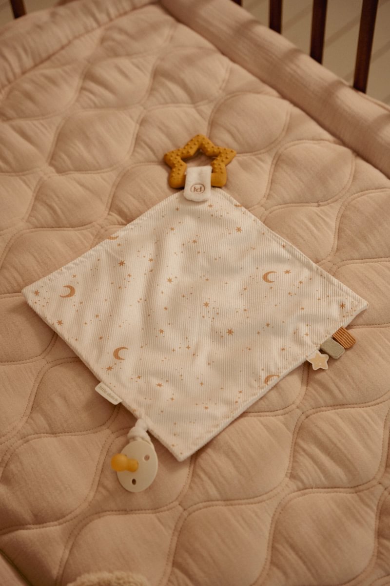 Goose Cuddle Cloth W/ Teether