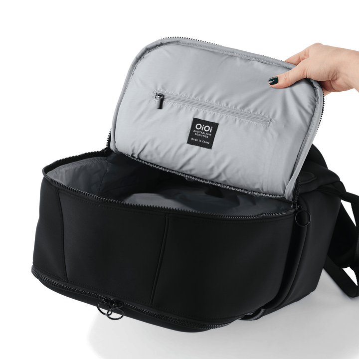 OiOi Nappy Backpack Multitasker - Black Neoprene