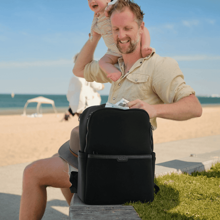 OiOi Nappy Backpack Multitasker - Black Neoprene