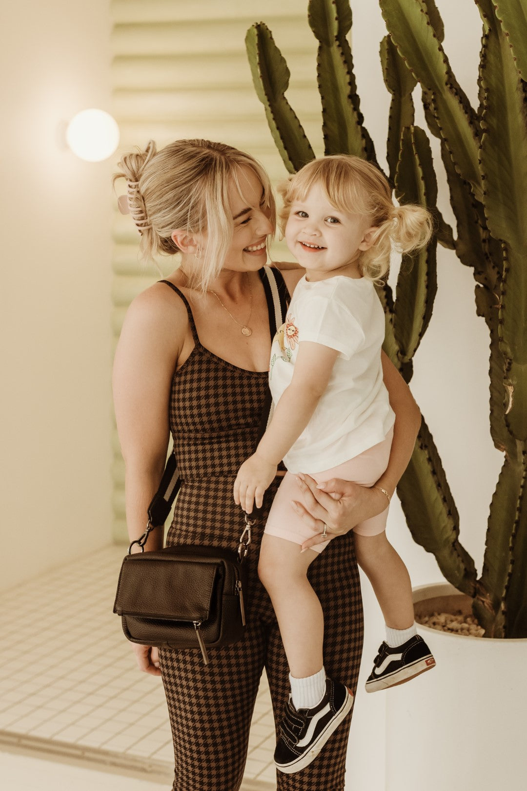 Playground Cross Body - Jet