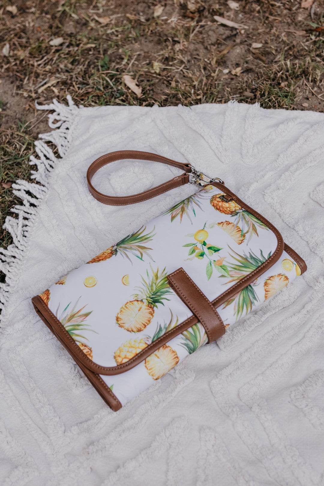 Change Clutch - Pineapple/Tan