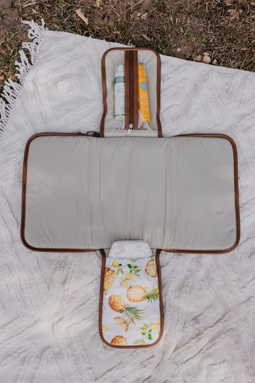 Change Clutch - Pineapple/Tan