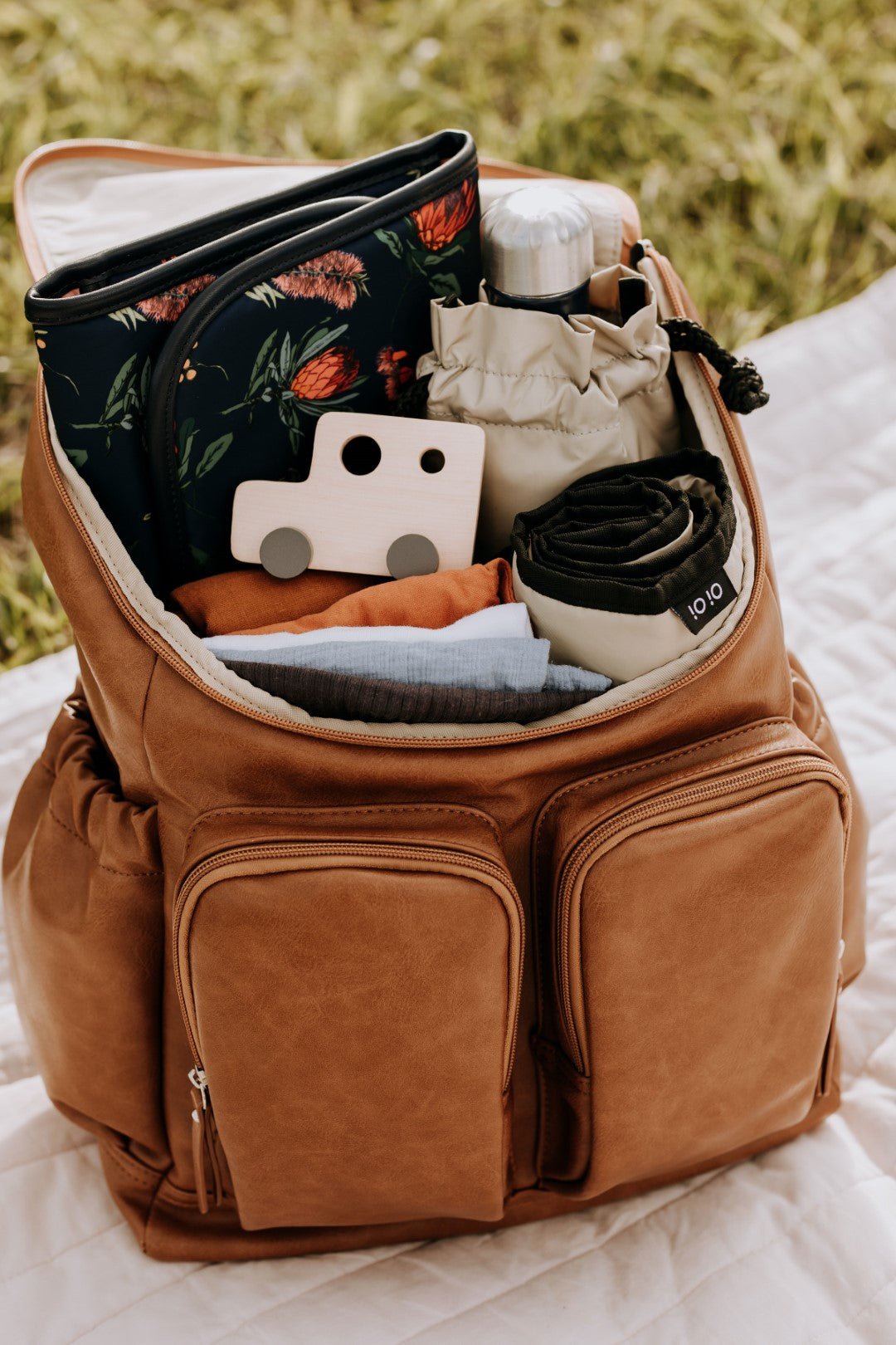 OiOi Nappy Backpack - Tan