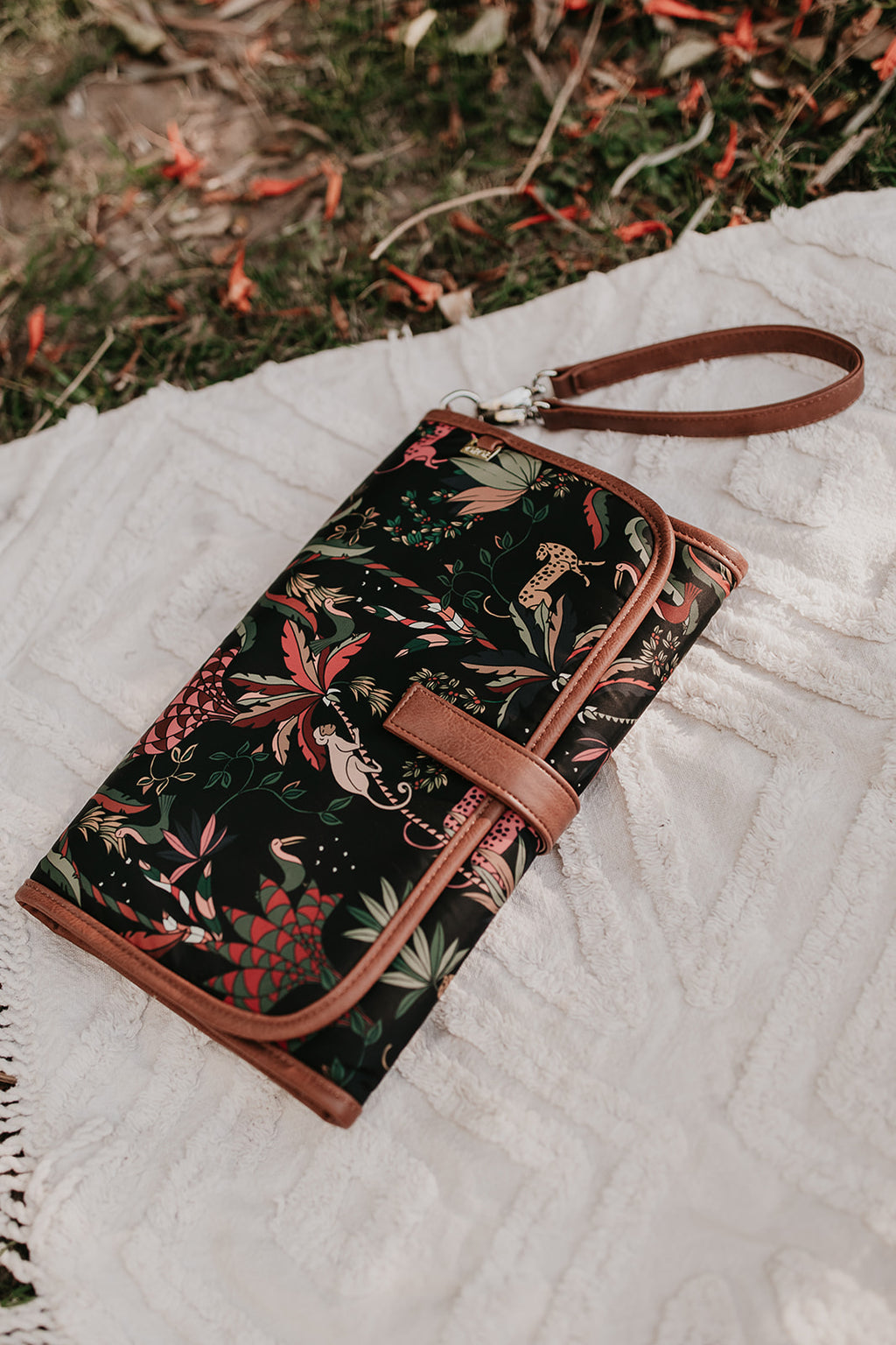 Change Clutch - Jungle Black/Tan