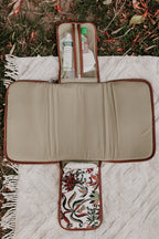 Change Clutch - Jungle Cream/Tan
