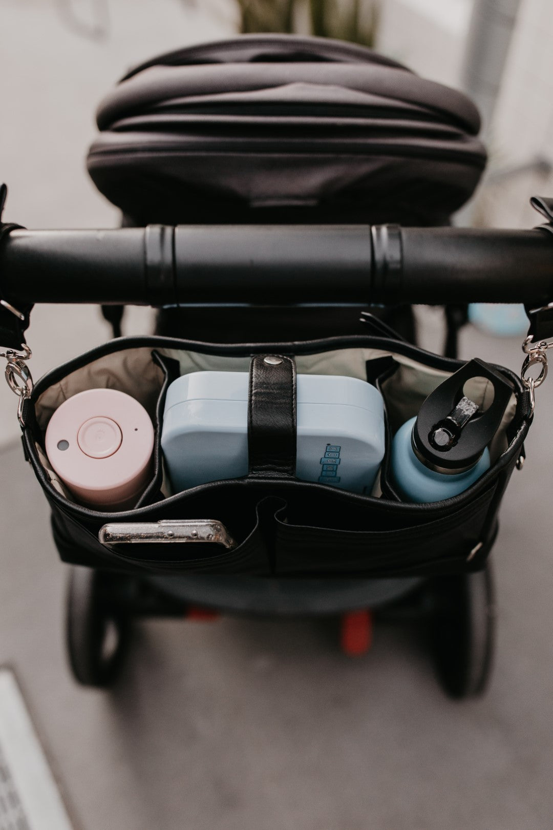 OiOi Stroller Organiser - Black