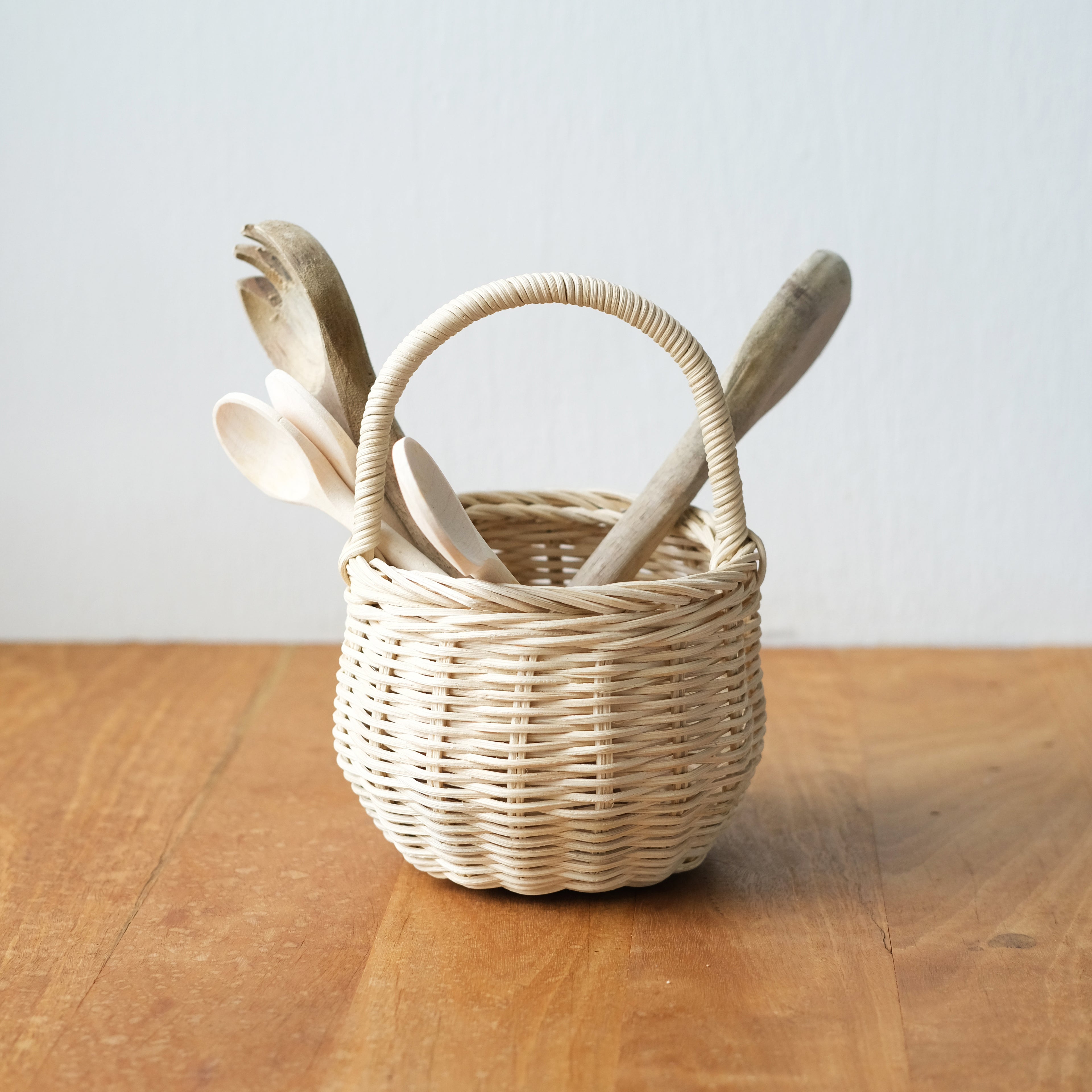 Rattan Big Berry Basket - Straw