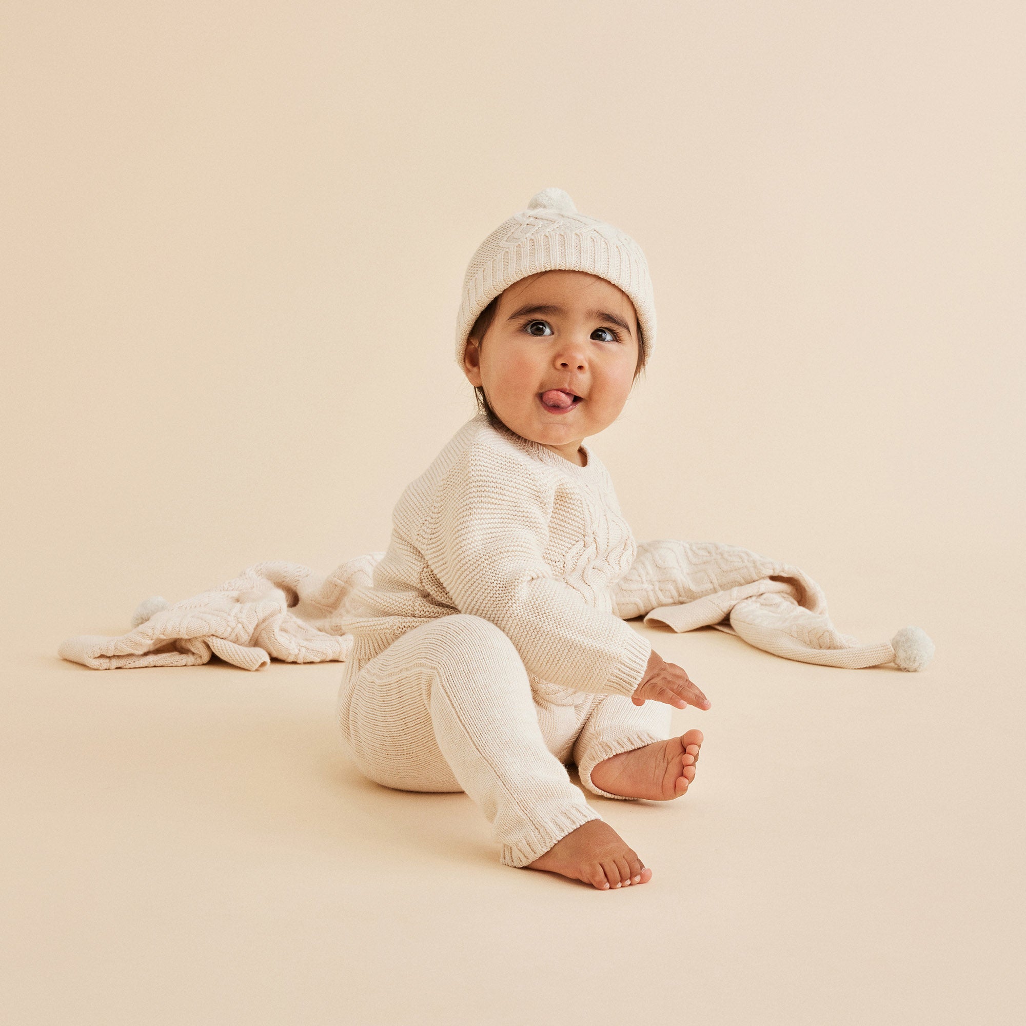 Knitted Cable Hat - Sand Melange
