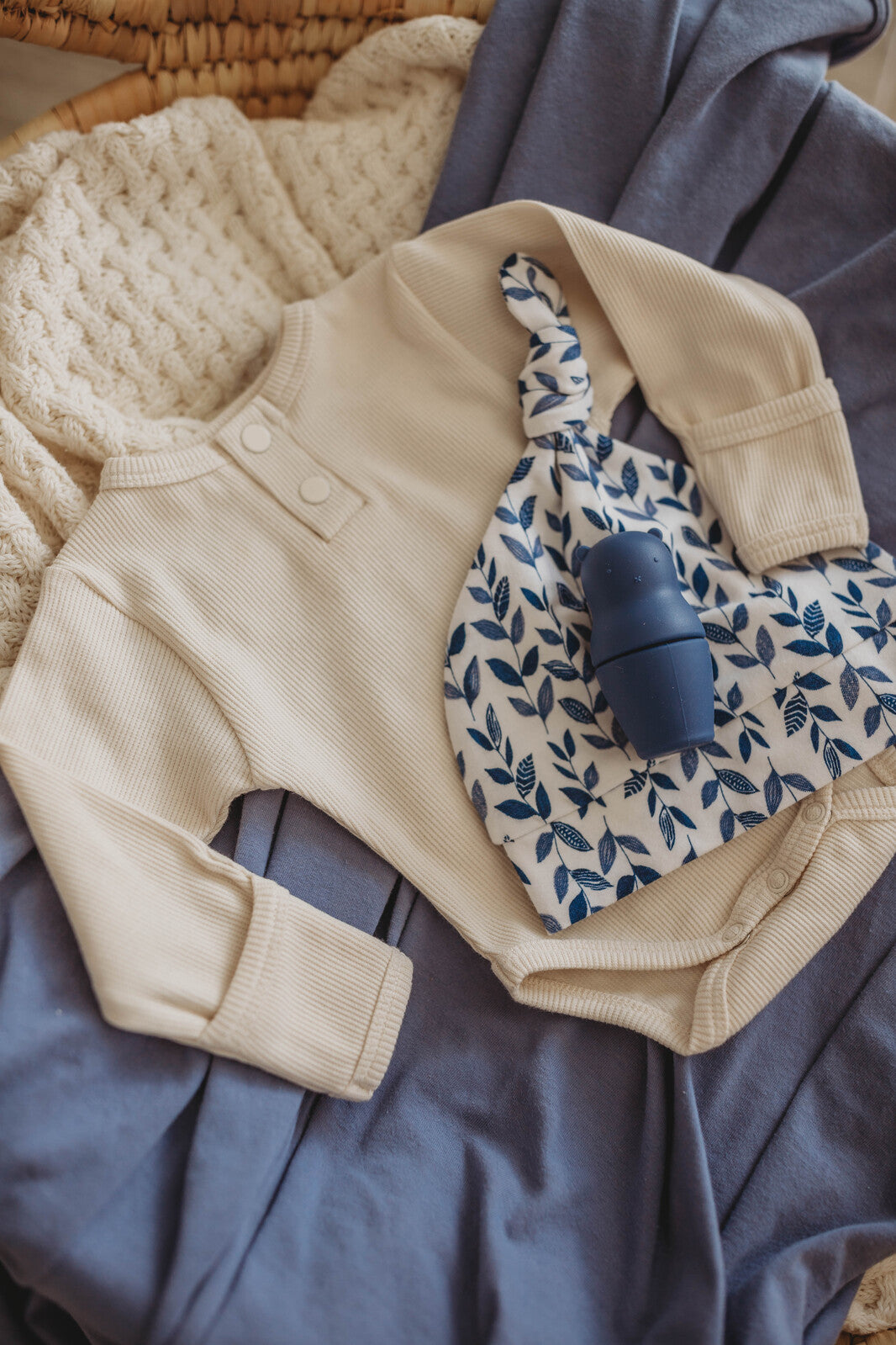 Snuggle Hunny Kids Long Sleeve Bodysuit - Halo