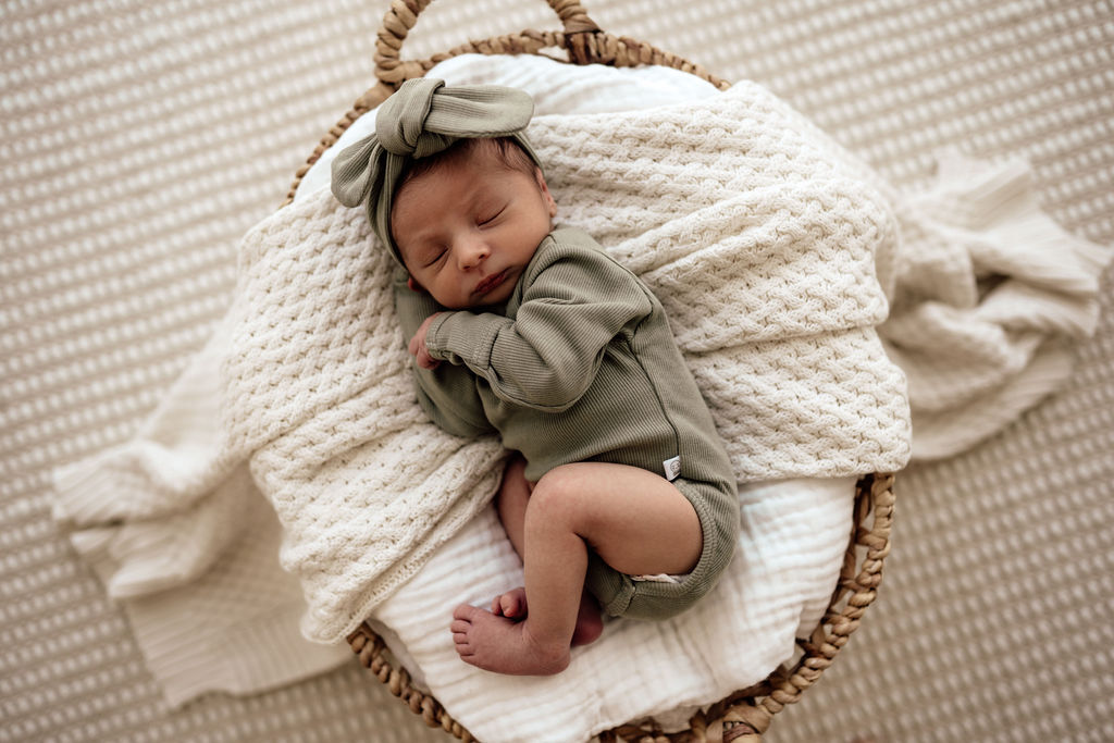 Snuggle Hunny Kids Long Sleeve Bodysuit - Dewkist