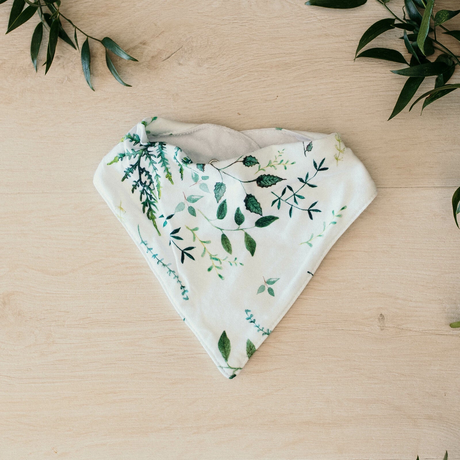 Snuggle Hunny Dribble Bib - Enchanted