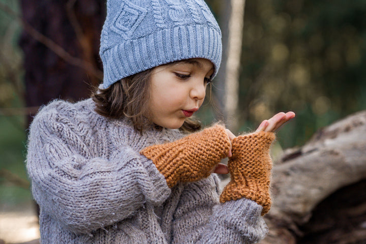 Acorn Cable Knit Beanie - Grey