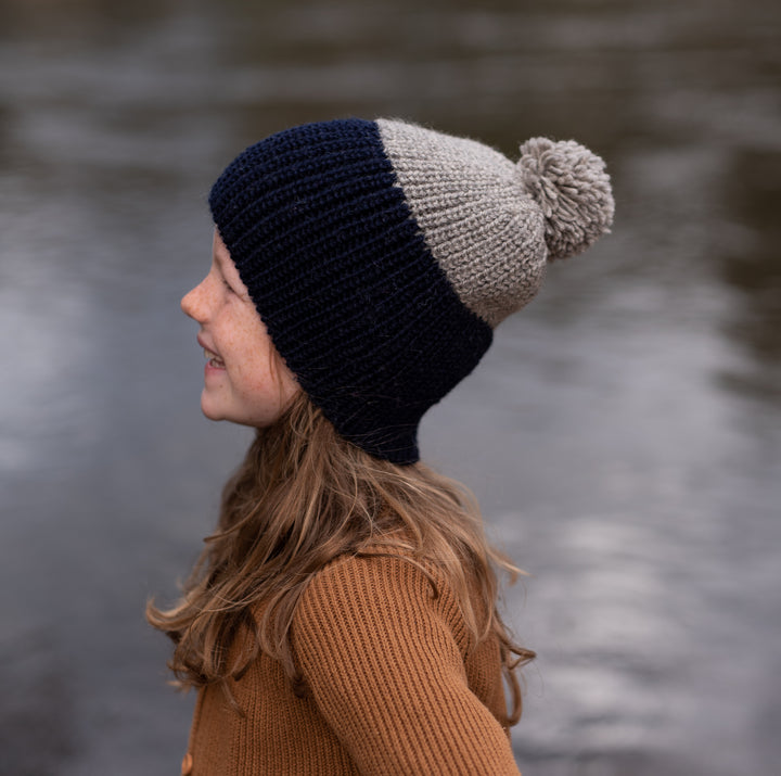Acorn Mountain Beanie - Navy
